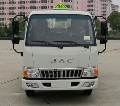 江特牌JDF5070XRYHFC5型易燃液体厢式运输车